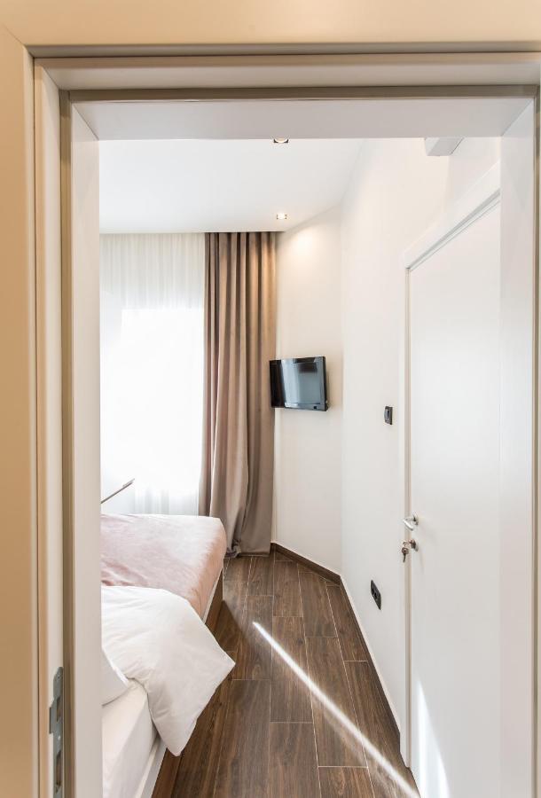 Sacher Apartments Nis Bagian luar foto